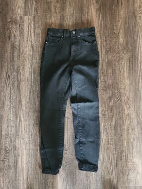 Everlane Black High-Rise Skinny Jeans
